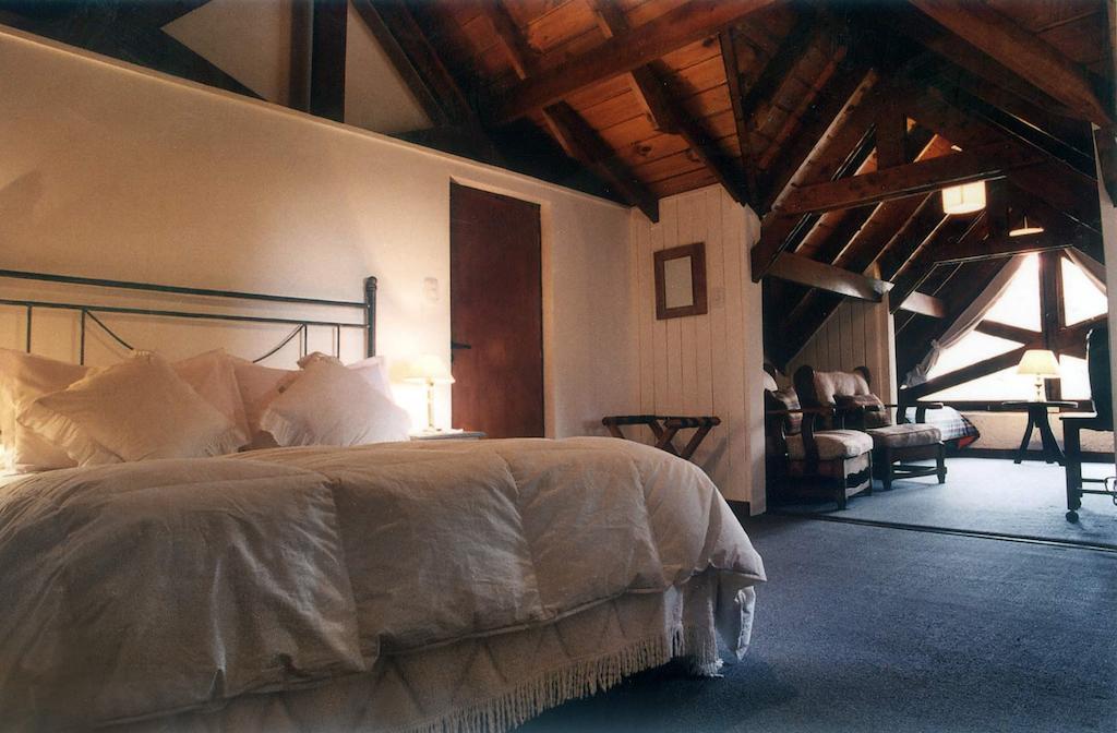 Hostería Canela B&B Esquel Esterno foto